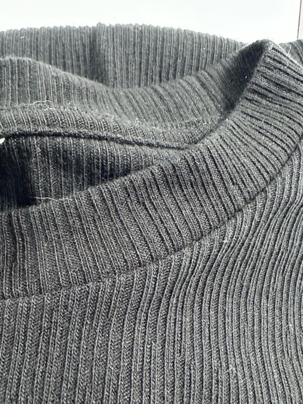 H&M Men's Medium Ribbed Knit Loose Fit Coupe Ample Solid Black T-Shirt NWT - Picture 15 of 16